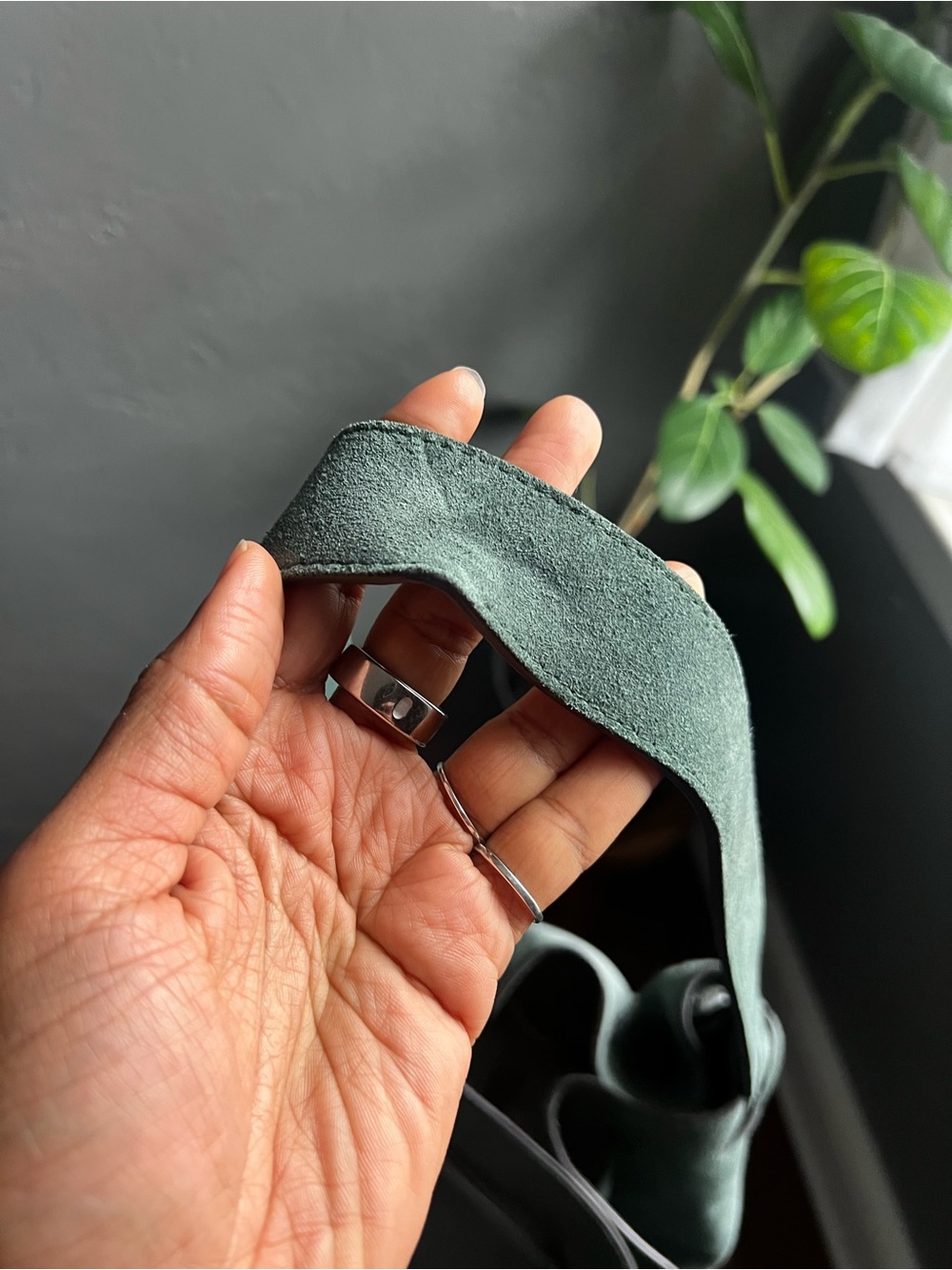 MADEWELL Suede Green Drawstring Shoulder Tote Bag - Picture 5 of 10